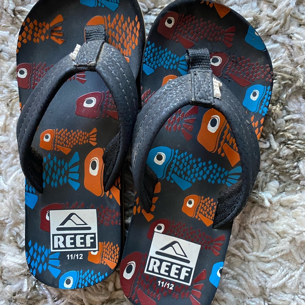 Reef sandals - Picture 3 of 4